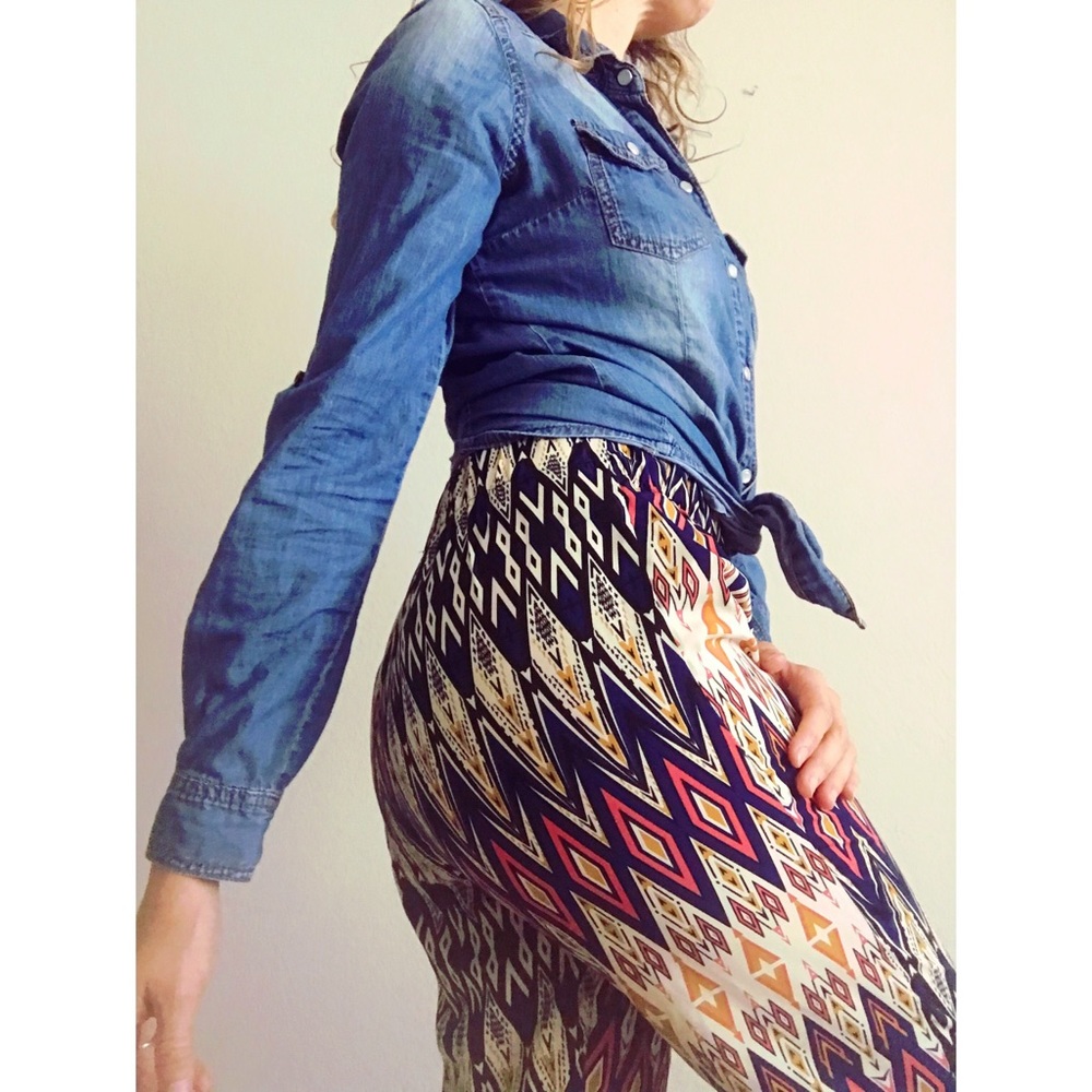 Bohemian colorful print pants size S:🔵🔵🔵